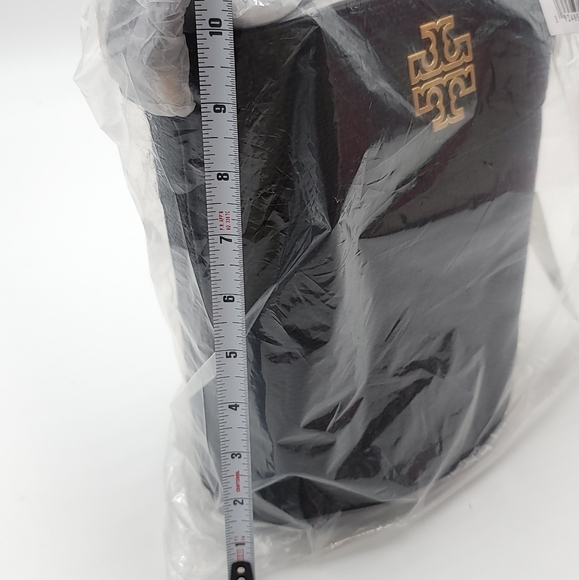 Tory Burch Britten Bucket Bag - Picture 6 of 12